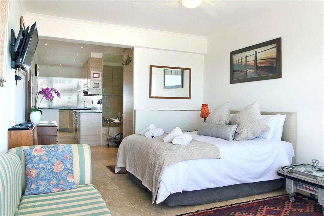 Dolphin Bay 2 Apartment Cape Town Exterior photo